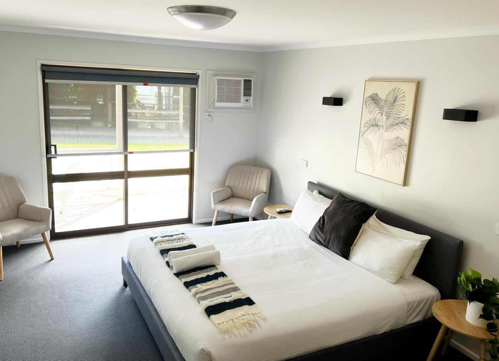 Lake Hume Resort Exterior photo